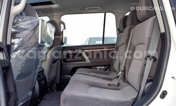Buy Import Toyota Land Cruiser Other Car in Import - Dubai in Arusha Buy Import Toyota Land Cruiser Other Car in Import - Dubai in Arusha