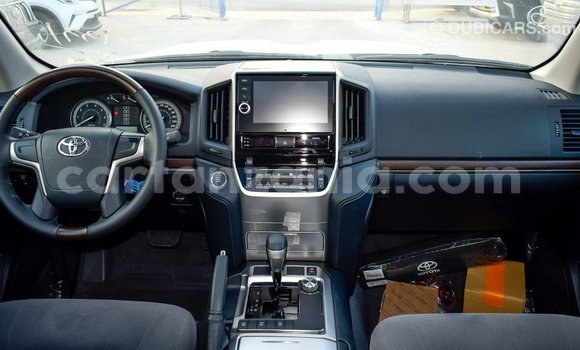 Buy Import Toyota Land Cruiser Other Car in Import - Dubai in Arusha Buy Import Toyota Land Cruiser Other Car in Import - Dubai in Arusha