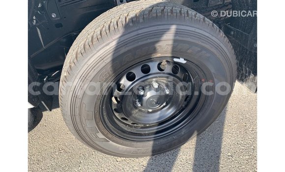 Buy Import Toyota Hilux White Car in Import - Dubai in Arusha Buy Import Toyota Hilux White Car in Import - Dubai in Arusha