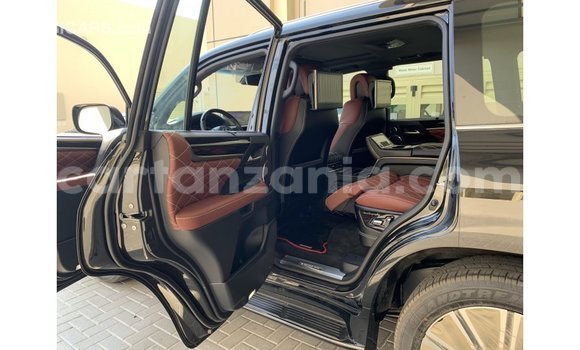Nunua Imported Lexus LX Nyeusi Gari ndani ya Import - Dubai nchini Arusha Nunua Imported Lexus LX Nyeusi Gari ndani ya Import - Dubai nchini Arusha