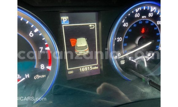 Nunua Imported Toyota Highlander Nyeusi Gari ndani ya Import - Dubai nchini Arusha Nunua Imported Toyota Highlander Nyeusi Gari ndani ya Import - Dubai nchini Arusha