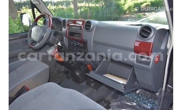 Buy Import Toyota Land Cruiser Other Car in Import - Dubai in Arusha Buy Import Toyota Land Cruiser Other Car in Import - Dubai in Arusha