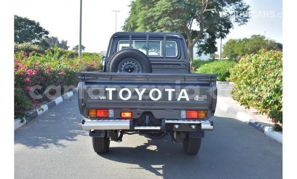 Buy Import Toyota Land Cruiser Other Car in Import - Dubai in Arusha Buy Import Toyota Land Cruiser Other Car in Import - Dubai in Arusha