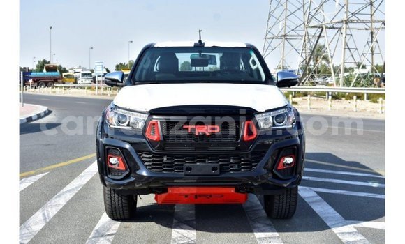 Buy Import Toyota Hilux Black Car in Import - Dubai in Arusha Buy Import Toyota Hilux Black Car in Import - Dubai in Arusha