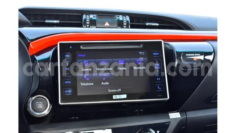 Big with watermark toyota hilux arusha import dubai 7821