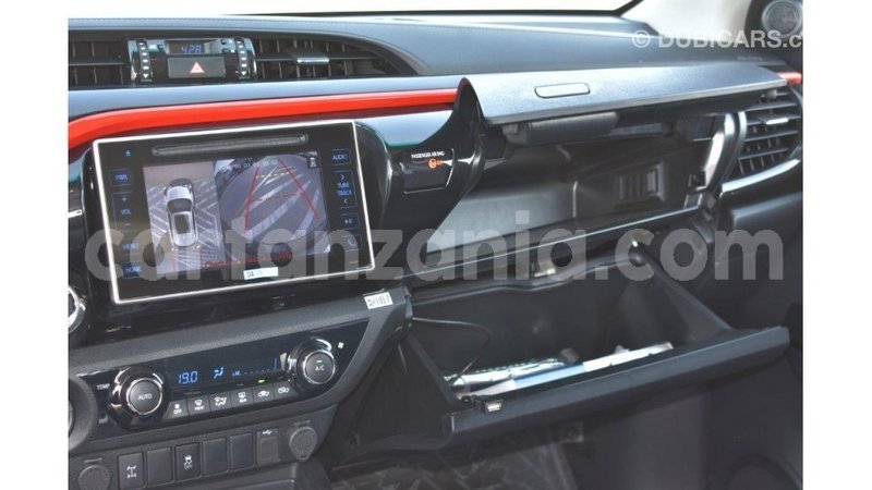 Big with watermark toyota hilux arusha import dubai 7821