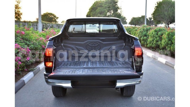Big with watermark toyota hilux arusha import dubai 7823