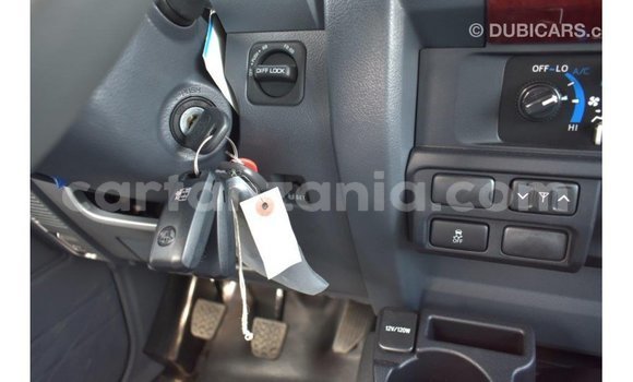 Buy Import Toyota Land Cruiser Other Car in Import - Dubai in Arusha Buy Import Toyota Land Cruiser Other Car in Import - Dubai in Arusha