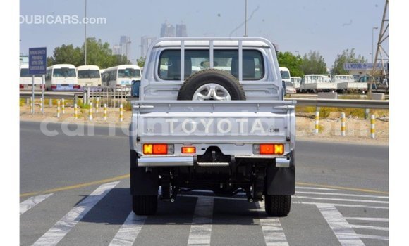 Buy Import Toyota Land Cruiser Other Car in Import - Dubai in Arusha Buy Import Toyota Land Cruiser Other Car in Import - Dubai in Arusha