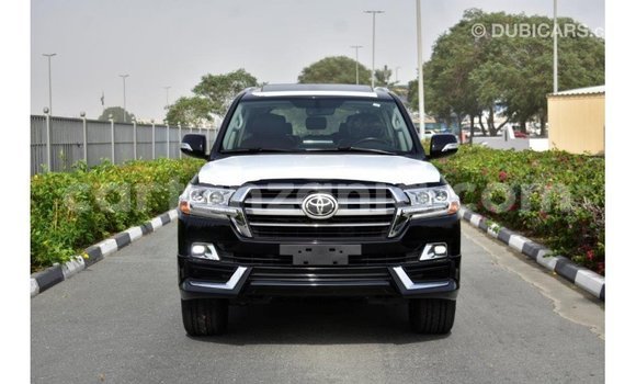 Buy Import Toyota Land Cruiser Black Car in Import - Dubai in Arusha Buy Import Toyota Land Cruiser Black Car in Import - Dubai in Arusha
