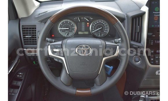 Buy Import Toyota Land Cruiser Black Car in Import - Dubai in Arusha Buy Import Toyota Land Cruiser Black Car in Import - Dubai in Arusha