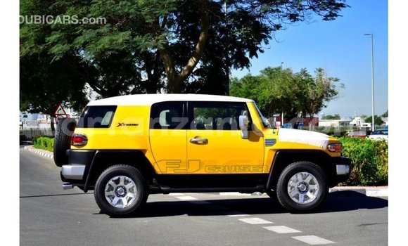 Nunua Imported Toyota FJ Cruiser Nyingine Gari ndani ya Import - Dubai nchini Arusha Nunua Imported Toyota FJ Cruiser Nyingine Gari ndani ya Import - Dubai nchini Arusha