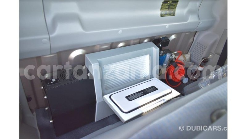 Big with watermark toyota land cruiser arusha import dubai 7829