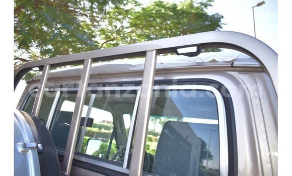 Buy Import Toyota Land Cruiser Other Car in Import - Dubai in Arusha Buy Import Toyota Land Cruiser Other Car in Import - Dubai in Arusha