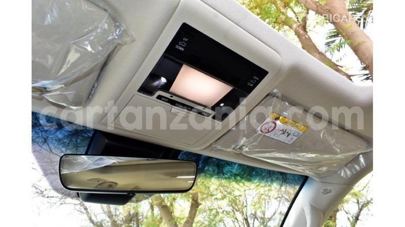 Big with watermark toyota land cruiser arusha import dubai 7832