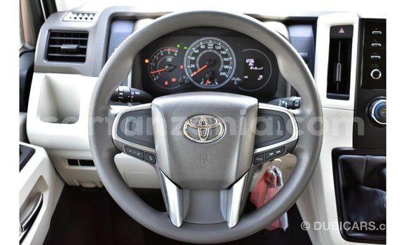 Buy Import Toyota Hiace White Car in Import - Dubai in Arusha Buy Import Toyota Hiace White Car in Import - Dubai in Arusha