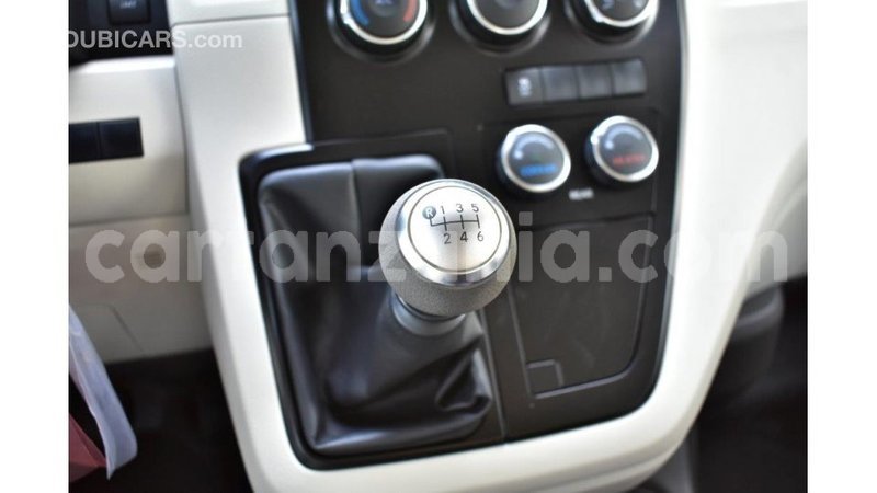 Big with watermark toyota hiace arusha import dubai 7833