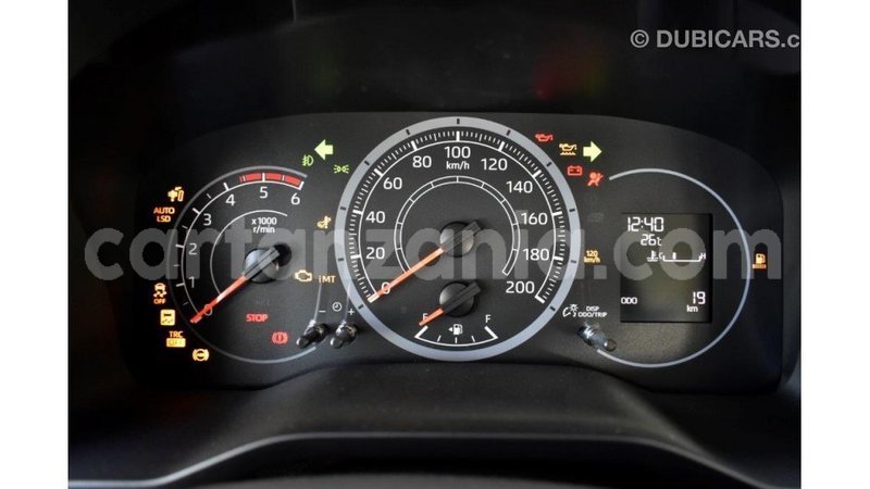 Big with watermark toyota hiace arusha import dubai 7833