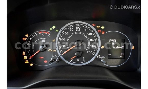 Buy Import Toyota Hiace White Car in Import - Dubai in Arusha Buy Import Toyota Hiace White Car in Import - Dubai in Arusha