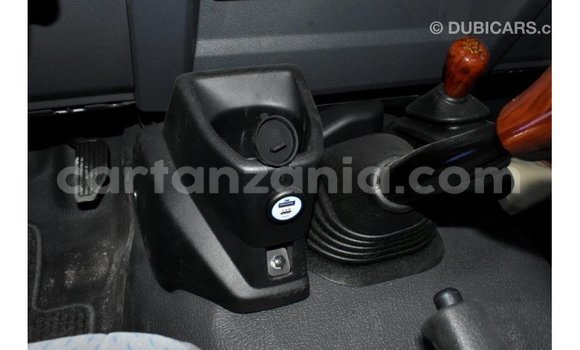 Nunua Imported Toyota Land Cruiser Nyingine Gari ndani ya Import - Dubai nchini Arusha Nunua Imported Toyota Land Cruiser Nyingine Gari ndani ya Import - Dubai nchini Arusha