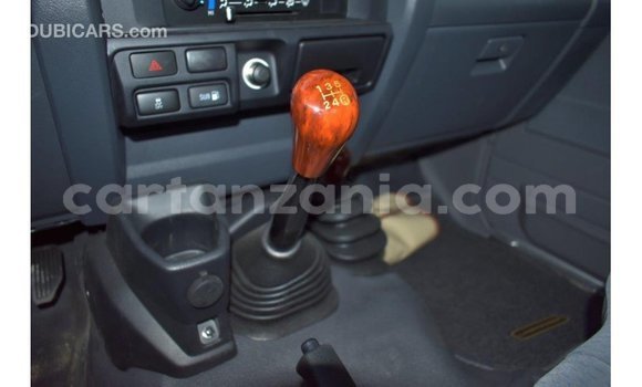 Nunua Imported Toyota Land Cruiser Nyingine Gari ndani ya Import - Dubai nchini Arusha Nunua Imported Toyota Land Cruiser Nyingine Gari ndani ya Import - Dubai nchini Arusha