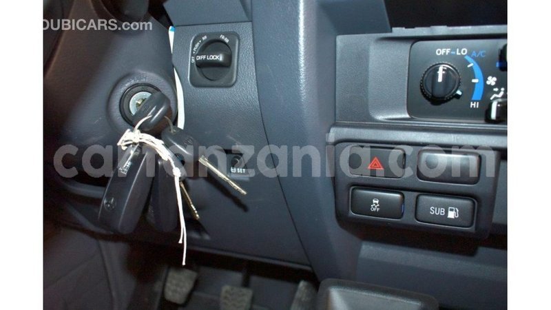 Big with watermark toyota land cruiser arusha import dubai 7834