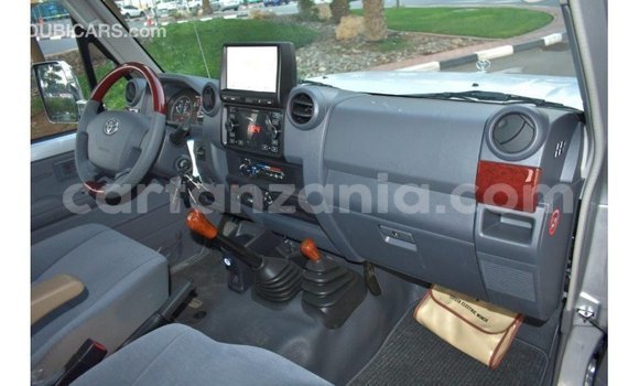 Nunua Imported Toyota Land Cruiser Nyingine Gari ndani ya Import - Dubai nchini Arusha Nunua Imported Toyota Land Cruiser Nyingine Gari ndani ya Import - Dubai nchini Arusha