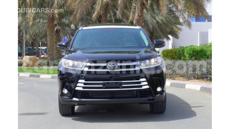 Big with watermark toyota highlander arusha import dubai 7835