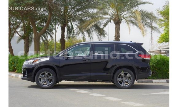 Buy Import Toyota Highlander Black Car in Import - Dubai in Arusha Buy Import Toyota Highlander Black Car in Import - Dubai in Arusha