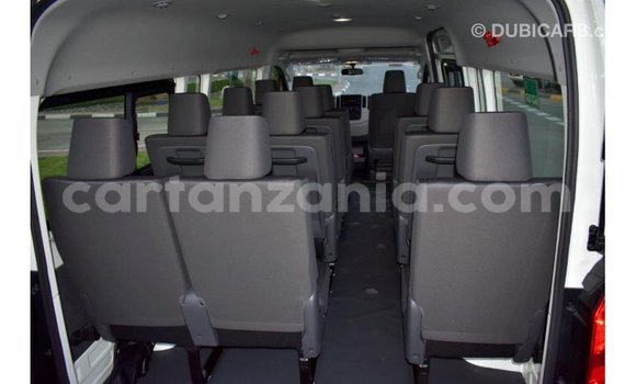 Buy Import Toyota Hiace White Car in Import - Dubai in Arusha Buy Import Toyota Hiace White Car in Import - Dubai in Arusha