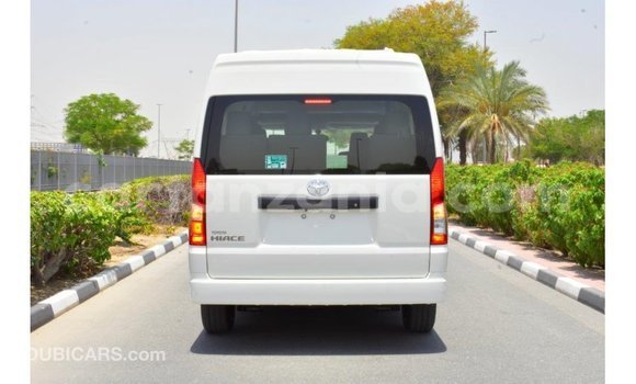 Buy Import Toyota Hiace White Car in Import - Dubai in Arusha Buy Import Toyota Hiace White Car in Import - Dubai in Arusha