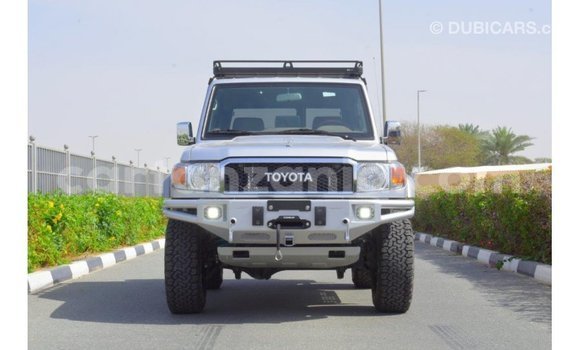 Nunua Imported Toyota Land Cruiser Nyingine Gari ndani ya Import - Dubai nchini Arusha Nunua Imported Toyota Land Cruiser Nyingine Gari ndani ya Import - Dubai nchini Arusha