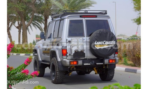 Nunua Imported Toyota Land Cruiser Nyingine Gari ndani ya Import - Dubai nchini Arusha Nunua Imported Toyota Land Cruiser Nyingine Gari ndani ya Import - Dubai nchini Arusha