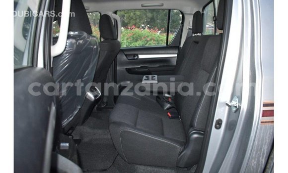 Buy Import Toyota Hilux Other Car in Import - Dubai in Arusha Buy Import Toyota Hilux Other Car in Import - Dubai in Arusha