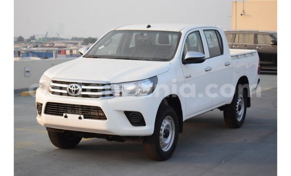 Buy Import Toyota Hilux White Car in Import - Dubai in Arusha Buy Import Toyota Hilux White Car in Import - Dubai in Arusha