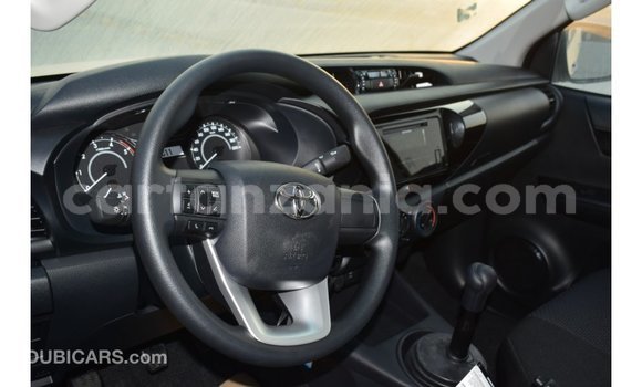 Buy Import Toyota Hilux White Car in Import - Dubai in Arusha Buy Import Toyota Hilux White Car in Import - Dubai in Arusha