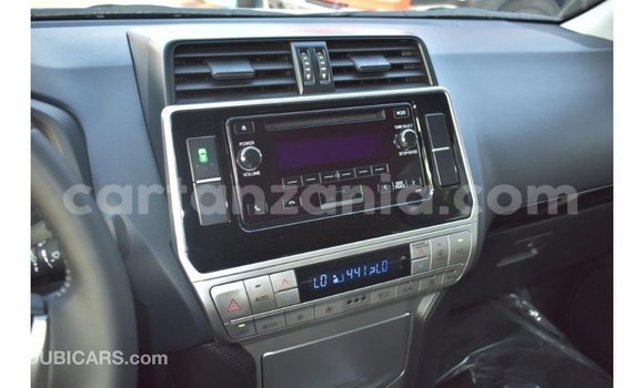 Nunua Imported Toyota Prado Nyeusi Gari ndani ya Import - Dubai nchini Arusha Nunua Imported Toyota Prado Nyeusi Gari ndani ya Import - Dubai nchini Arusha