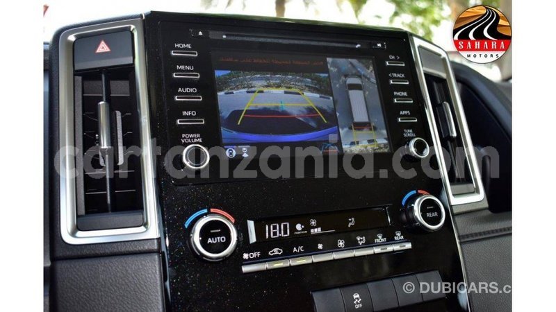 Big with watermark toyota granvia arusha import dubai 7847