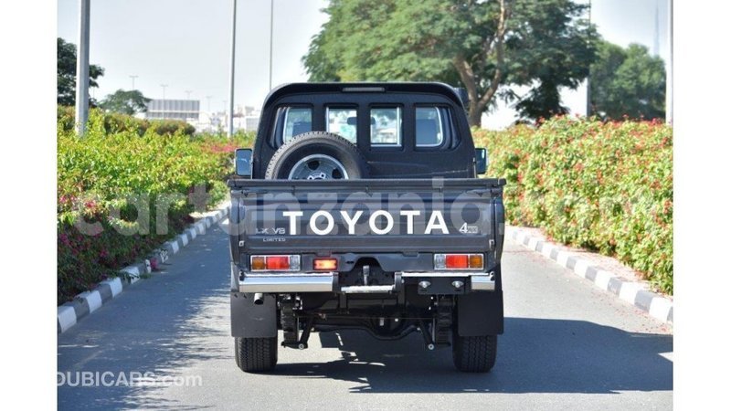 Big with watermark toyota land cruiser arusha import dubai 7848