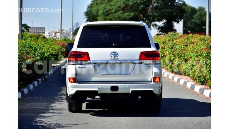 Big with watermark toyota land cruiser arusha import dubai 7850