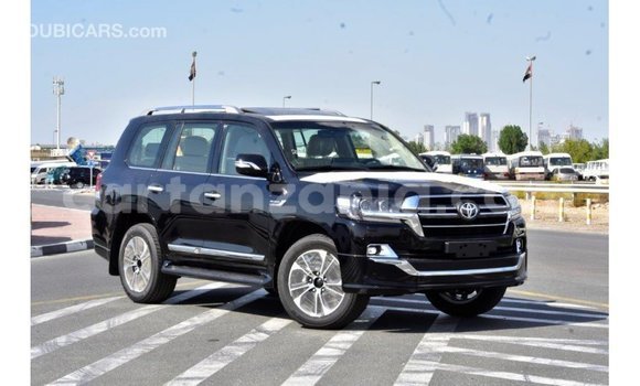 Buy Import Toyota Land Cruiser Black Car in Import - Dubai in Arusha Buy Import Toyota Land Cruiser Black Car in Import - Dubai in Arusha
