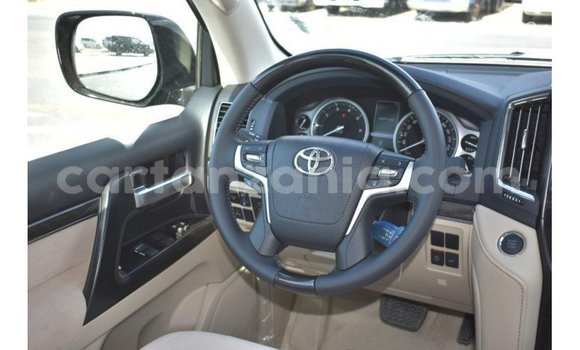 Buy Import Toyota Land Cruiser Black Car in Import - Dubai in Arusha Buy Import Toyota Land Cruiser Black Car in Import - Dubai in Arusha
