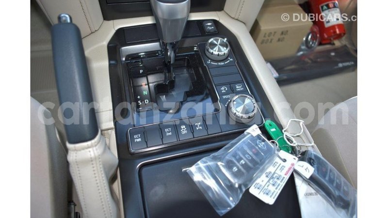 Big with watermark toyota land cruiser arusha import dubai 7851