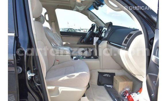 Buy Import Toyota Land Cruiser Black Car in Import - Dubai in Arusha Buy Import Toyota Land Cruiser Black Car in Import - Dubai in Arusha