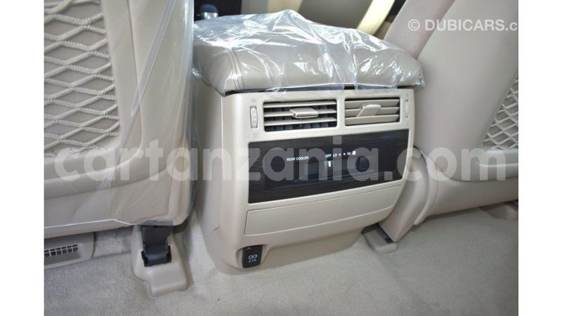 Big with watermark toyota land cruiser arusha import dubai 7851