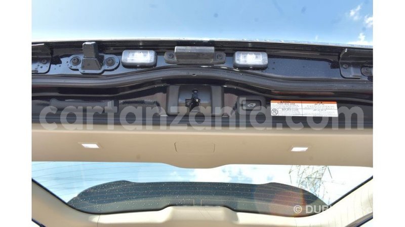 Big with watermark toyota land cruiser arusha import dubai 7851