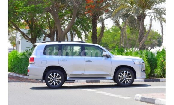 Buy Import Toyota Land Cruiser Other Car in Import - Dubai in Arusha Buy Import Toyota Land Cruiser Other Car in Import - Dubai in Arusha