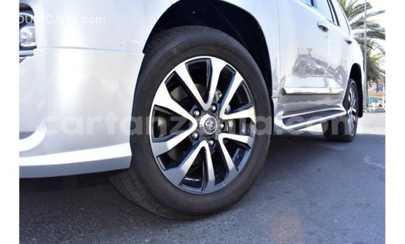 Buy Import Toyota Land Cruiser Other Car in Import - Dubai in Arusha Buy Import Toyota Land Cruiser Other Car in Import - Dubai in Arusha