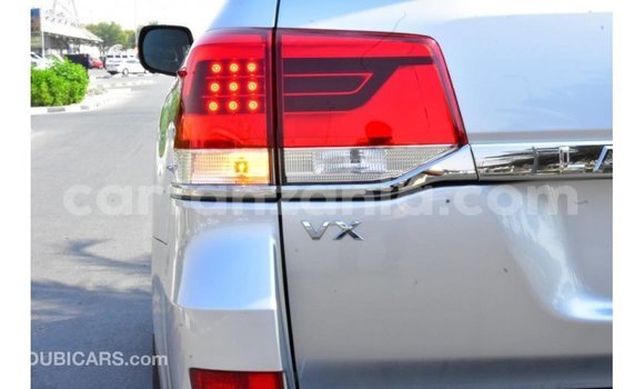 Buy Import Toyota Land Cruiser Other Car in Import - Dubai in Arusha Buy Import Toyota Land Cruiser Other Car in Import - Dubai in Arusha