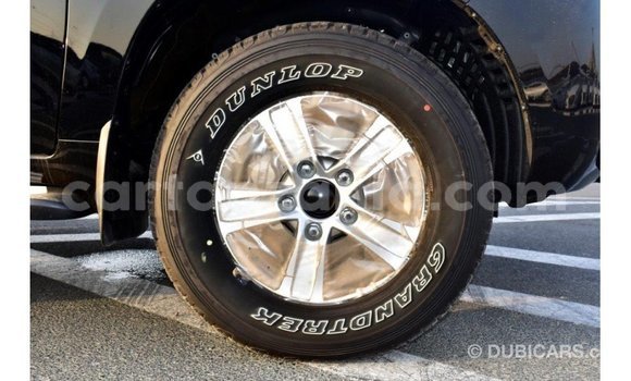 Nunua Imported Toyota Land Cruiser Nyeusi Gari ndani ya Import - Dubai nchini Arusha Nunua Imported Toyota Land Cruiser Nyeusi Gari ndani ya Import - Dubai nchini Arusha
